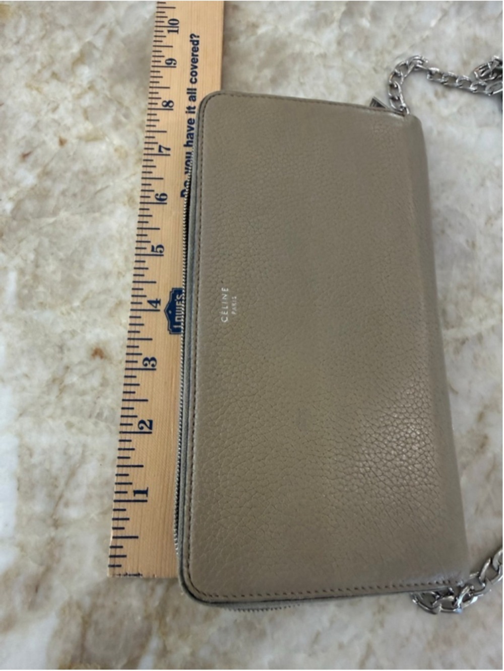 Celine authenticated Beige Red Leather Wallet Zippy style. Added chain. Good - Picture 3 of 12